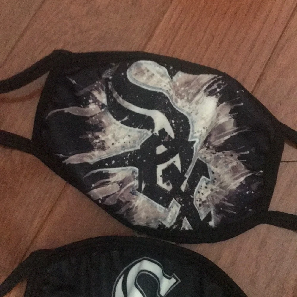 6/$20 New Set/2 Chicago White Sox masks